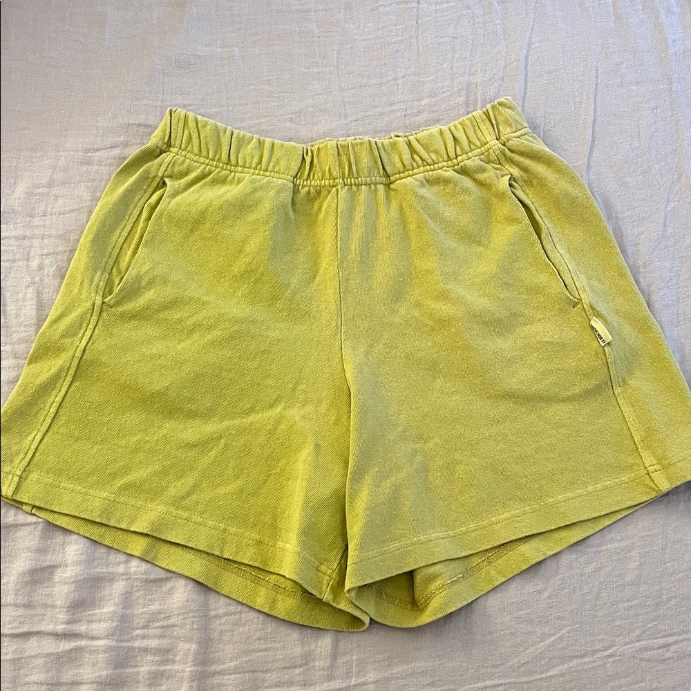 Le Bon Shoppe Flared Basketball Shorts Ochre
